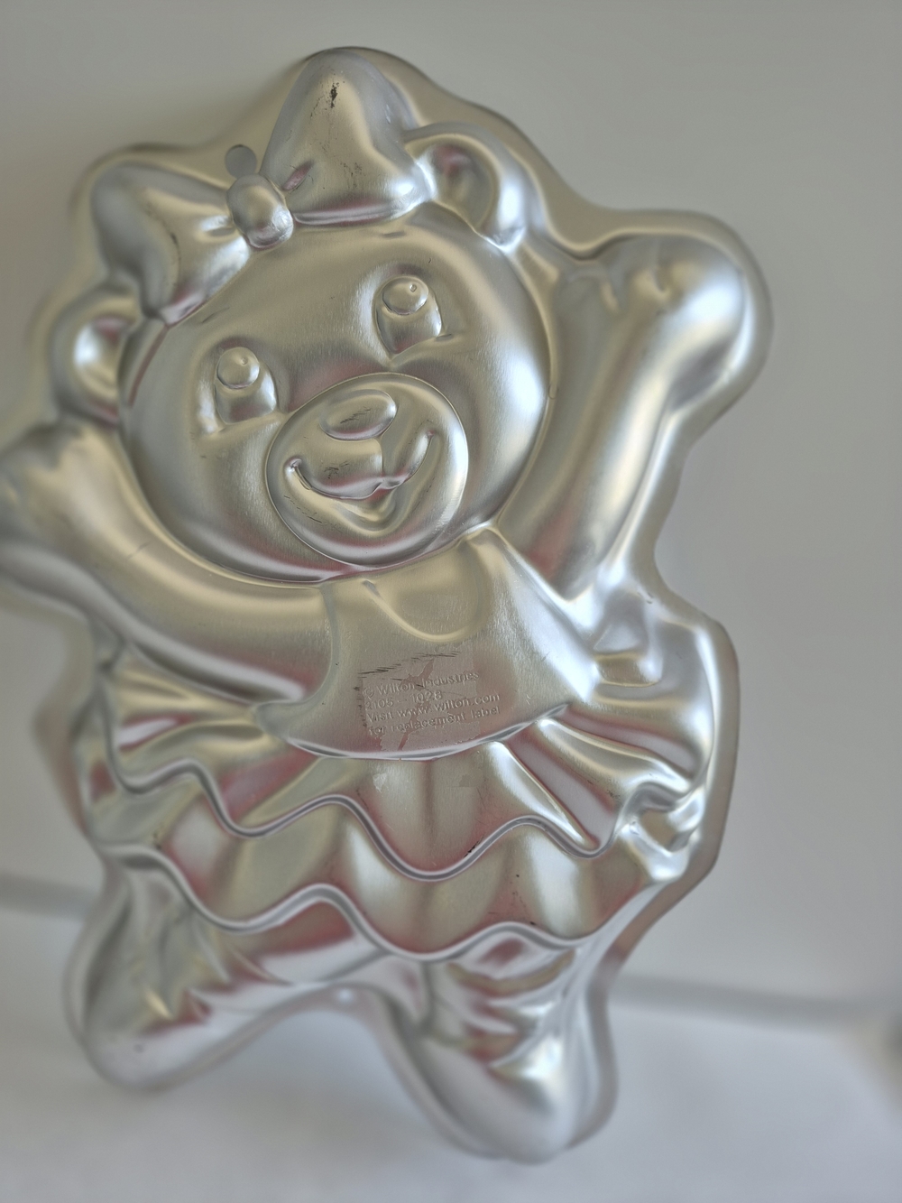 Bear Shaped Cake Pan with Pink Ballerina Design - Picture 5 of 16